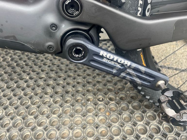 Used Focus VAM² SL 9.9 2024 2024 Mountainbike, Light Gray, 29 — image 9 of 13