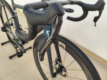 Used Specialized S-Works Tarmac SL8 – SRAM RED AXS 2025 2025 Road & Gravel, Blue — image 8 of 23