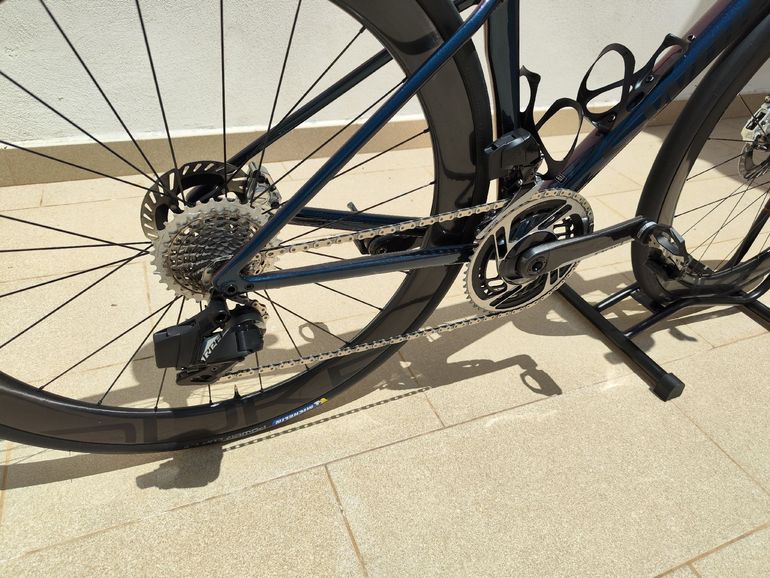 Used Specialized S-Works Tarmac SL8 – SRAM RED AXS 2025 2025 Road & Gravel, Blue — image 3 of 5