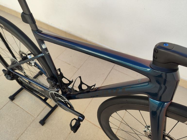 Used Specialized S-Works Tarmac SL8 – SRAM RED AXS 2025 2025 Road & Gravel, Blue — image 6 of 23
