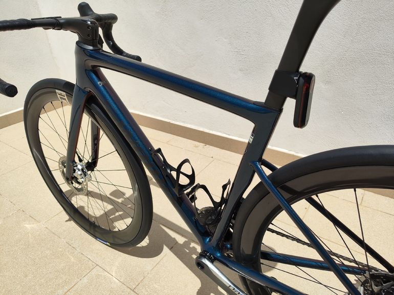 Used Specialized S-Works Tarmac SL8 – SRAM RED AXS 2025 2025 Road & Gravel, Blue — image 20 of 23