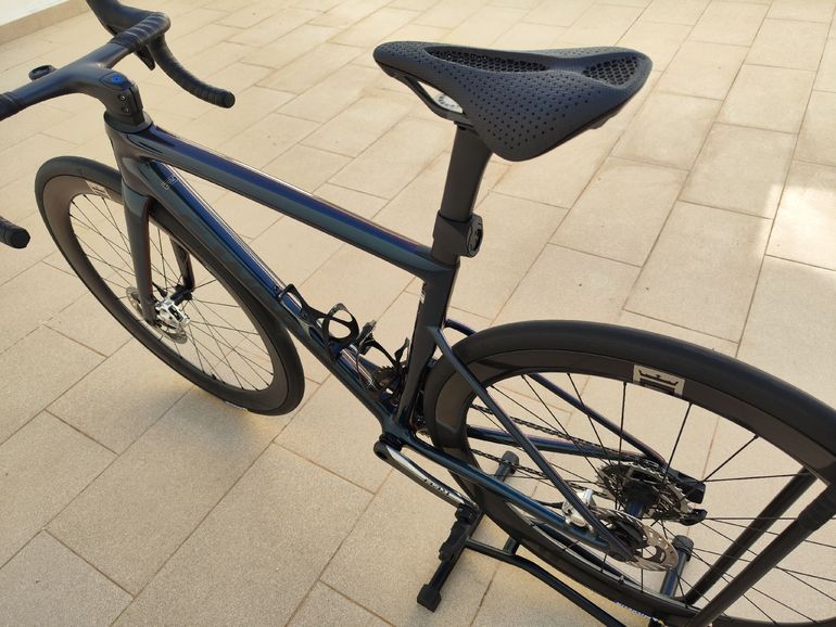 Used Specialized S-Works Tarmac SL8 – SRAM RED AXS 2025 2025 Road & Gravel, Blue — image 10 of 23