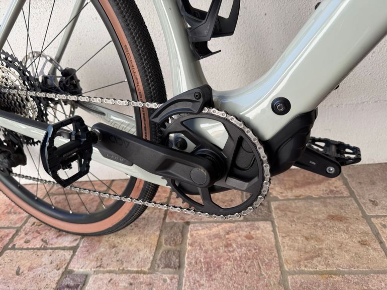 CUBE NUROAD HYBRID C:62, RACE 400X 2026 2026 Road & Gravel d'occasion — image 9 sur 14