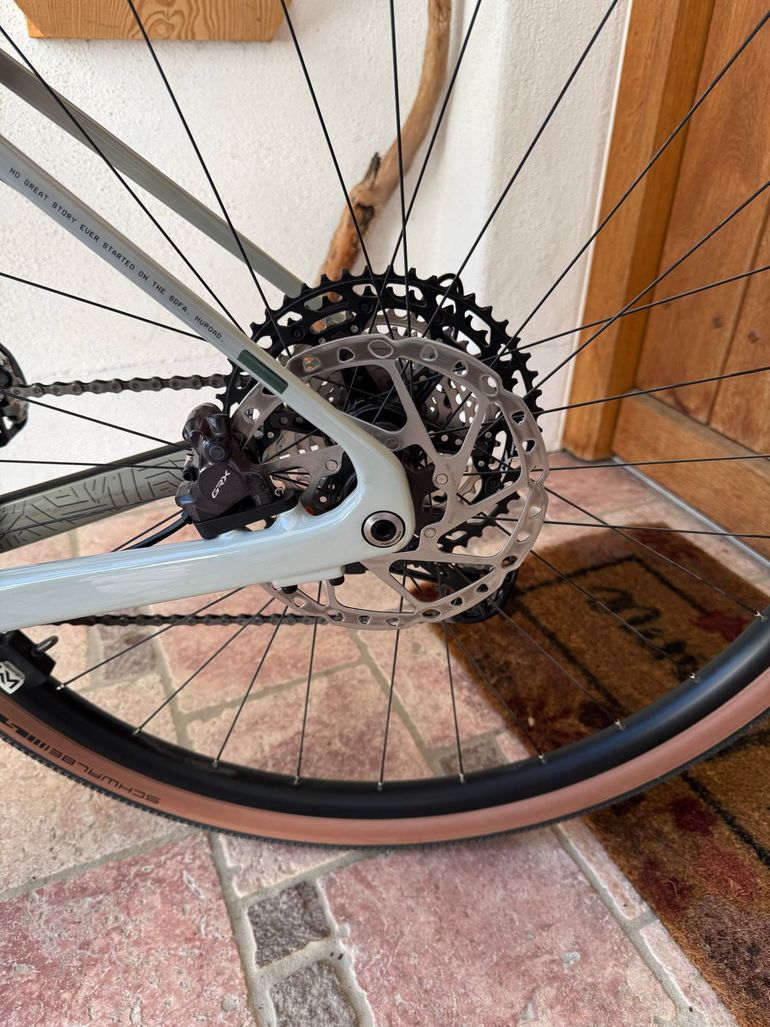 CUBE NUROAD HYBRID C:62, RACE 400X 2026 2026 Road & Gravel d'occasion — image 12 sur 14