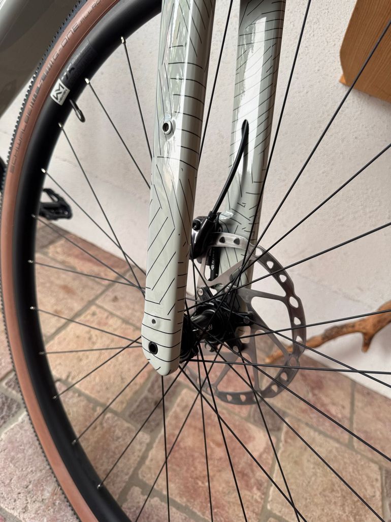CUBE NUROAD HYBRID C:62, RACE 400X 2026 2026 Road & Gravel d'occasion — image 10 sur 14