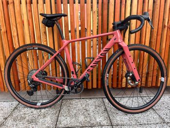 Käytetty Canyon Grizl CF SL 8 1by 2024 2024 Road & Gravel — kuva 2 / 14