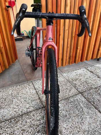 Käytetty Canyon Grizl CF SL 8 1by 2024 2024 Road & Gravel — kuva 11 / 14