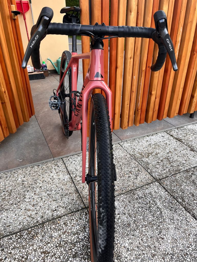 Käytetty Canyon Grizl CF SL 8 1by 2024 2024 Road & Gravel — kuva 11 / 14