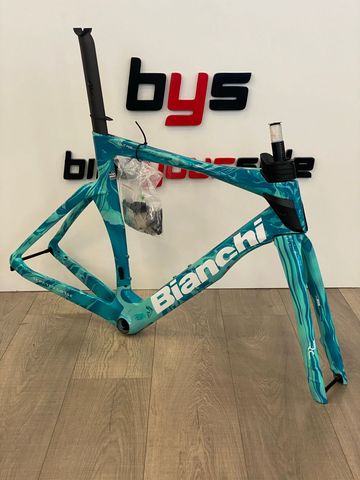 Bianchi Oltre RC Founder Edition 2026 Frameset 2026 Road & Gravel usato