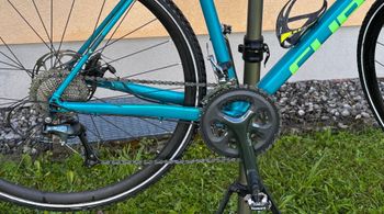 Used CUBE CROSS RACE 2023 2023 Road & Gravel, Green — image 3 of 4