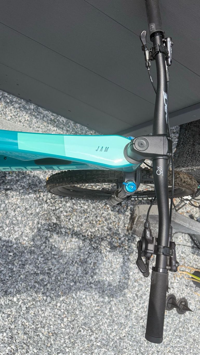 Focus JAM 8.9 2022 2022 Mountainbike usato, Verde — immagine 6 di 8