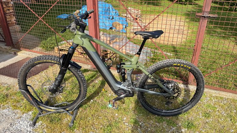 Used CUBE STEREO HYBRID 160 HPC, TM 750 27.5 2022 2022 Mountainbike, Green, 27.5 — image 5 of 6