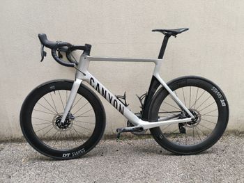 Used Canyon Aeroad CF SL Disc 8.0 ETAP 2020 2020 Road & Gravel, Light Gray — image 2 of 4