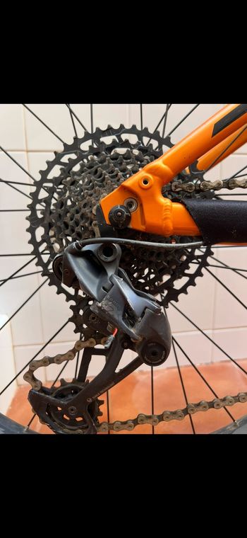 Used Giant Stance E+ 2 Power 2019 2019 Mountainbike, Orange — image 15 of 22