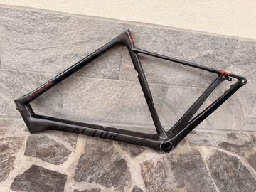Brugt Factor O2 VAM SRAM RED eTap AXS w/ Power Meter 2023 Frameset 2023 Road & Gravel