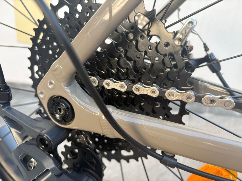 Used Van rysel Microshift SWORD 1x10v, GRVL AF gravel bike 2024 2024 Road & Gravel, Light Gray — image 4 of 12