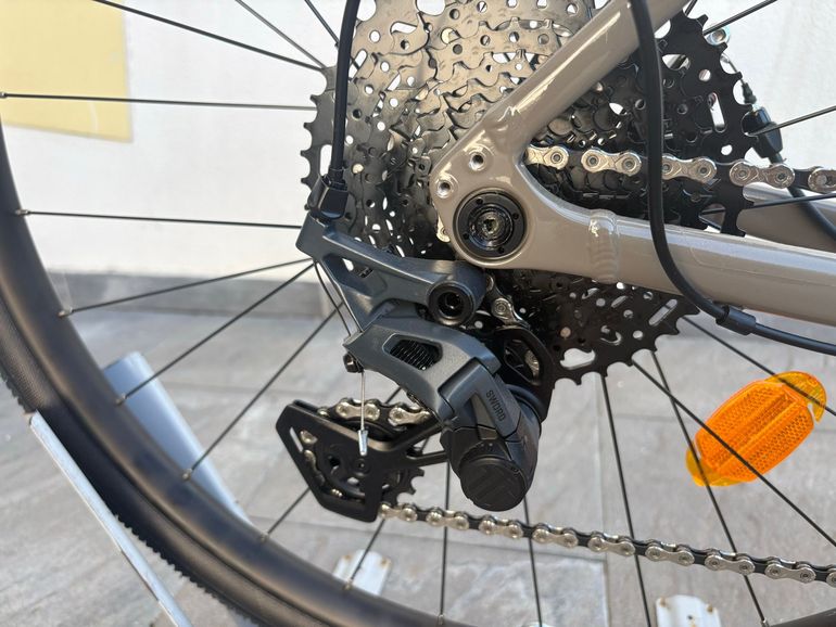 Used Van rysel Microshift SWORD 1x10v, GRVL AF gravel bike 2024 2024 Road & Gravel, Light Gray — image 3 of 12