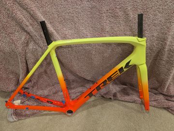 Used Trek Émonda SLR Disc Frameset 2022 Frameset 2022 Road & Gravel, Orange — image 2 of 6