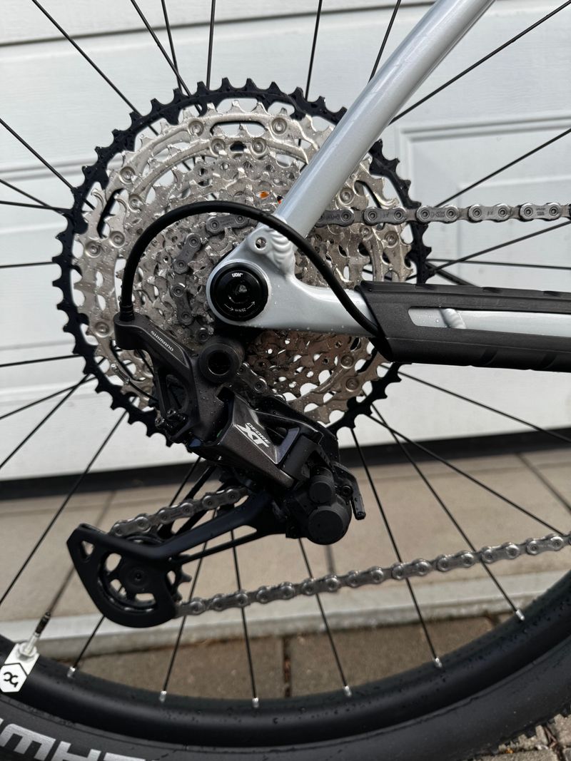 Used Trek Procaliber 8 2025 2025 Mountainbike, Light Gray, 29 — image 6 of 12