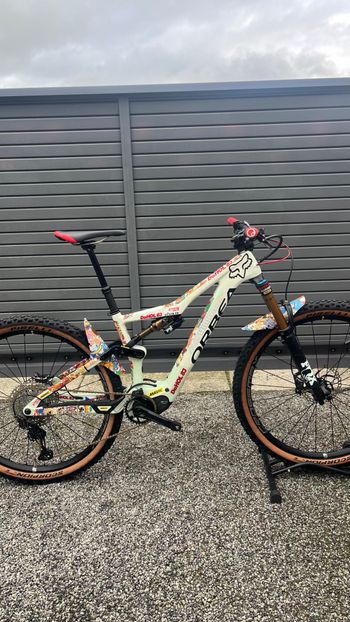 Used Orbea RISE M10 2022 2022 Mountainbike, White, 29 — image 13 of 15