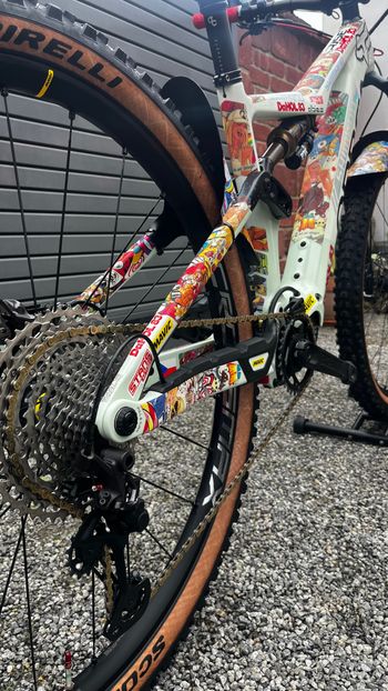 Used Orbea RISE M10 2022 2022 Mountainbike, White, 29 — image 9 of 15