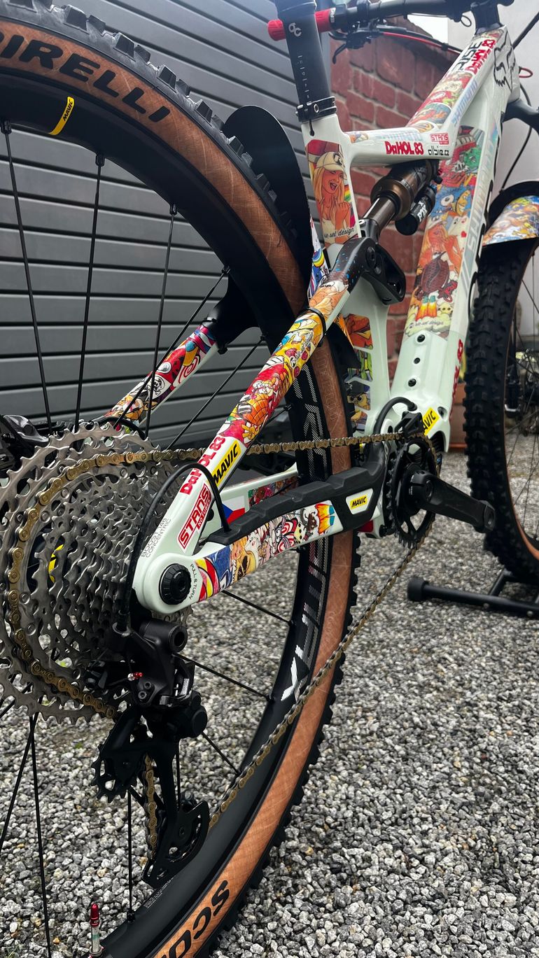 Used Orbea RISE M10 2022 2022 Mountainbike, White, 29 — image 9 of 15