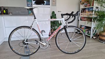 Used Cannondale Caad 09 2009 Road & Gravel, White — image 1 of 4