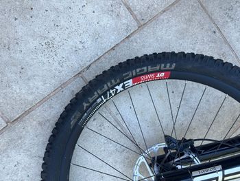 Used Commencal Clash SRAM SX Eagle 2022 Mountainbike, Light Gray — image 8 of 11
