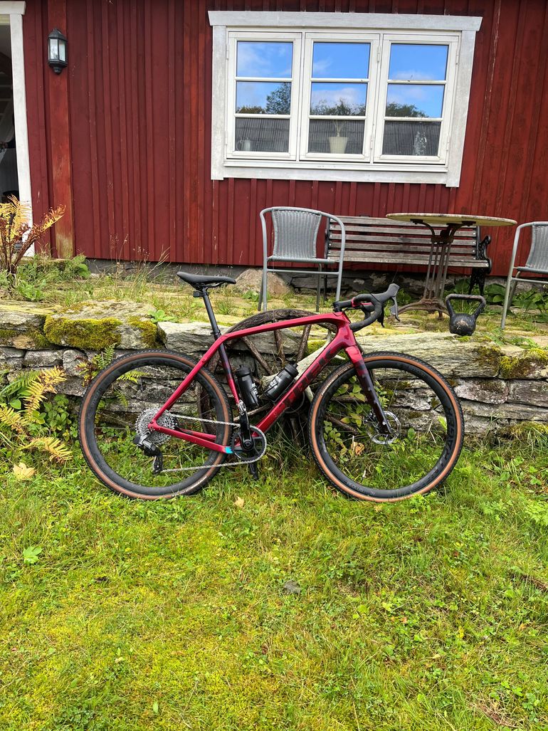 Used Trek Checkpoint SL 6 ETap - 2022 2022 Road & Gravel, Red — image 1 of 5