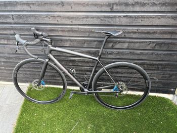 Used Specialized Aethos Pro - Force eTap AXS 2025 2025 Road & Gravel, Black — image 8 of 11