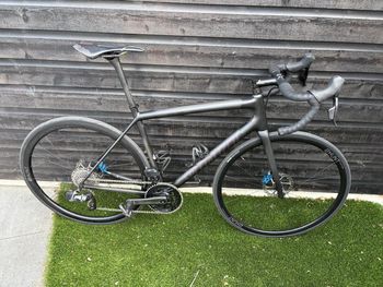 Used Specialized Aethos Pro - Force eTap AXS 2025 2025 Road & Gravel, Black — image 2 of 11