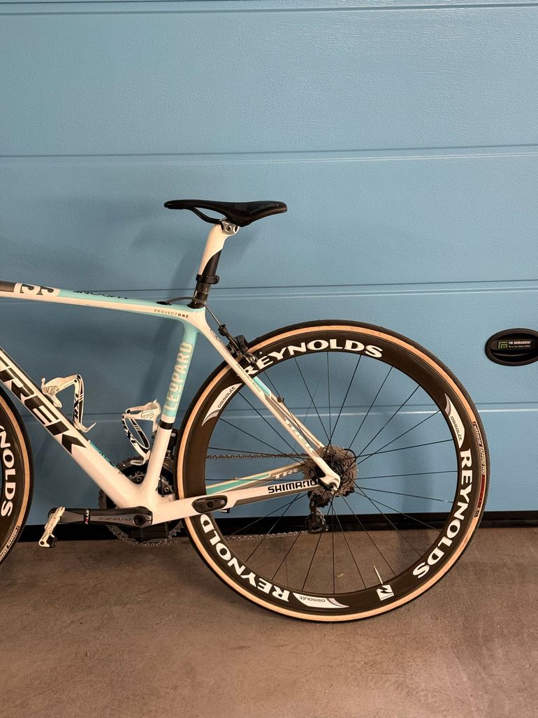 Used Trek Madone Shimano Dura Ace 2012 Road & Gravel, White — image 7 of 9
