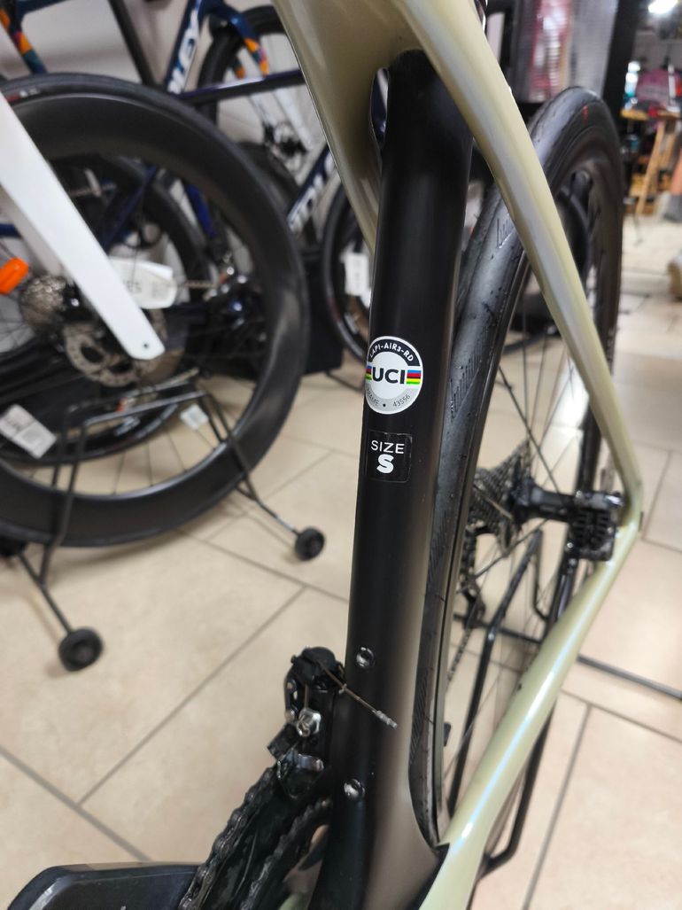 Tweedehands Lapierre Aircode DRS 5.0 2024 2024 Road & Gravel — afbeelding 9 van 19