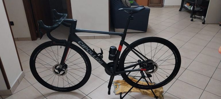 Gebrauchtes Cipollini DOLOMIA Shimano Dura Ace Di2 2024 Road & Gravel, Schwarz — Bild 2 von 9