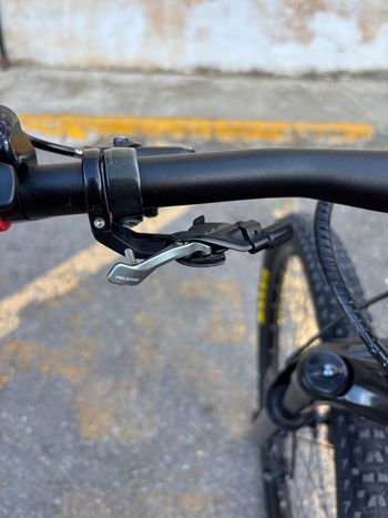 Used Scott Scale 940 2023 2023 Mountainbike, Red, 29 — image 8 of 9