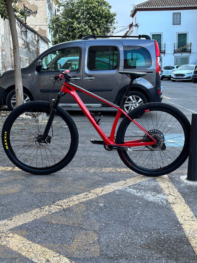 Used Scott Scale 940 2023 2023 Mountainbike, Red, 29 — image 2 of 9