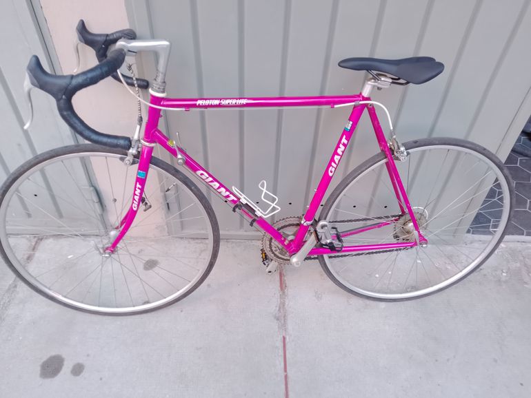 Used Giant Super Lite 1990 Road & Gravel, Red — image 1 of 6