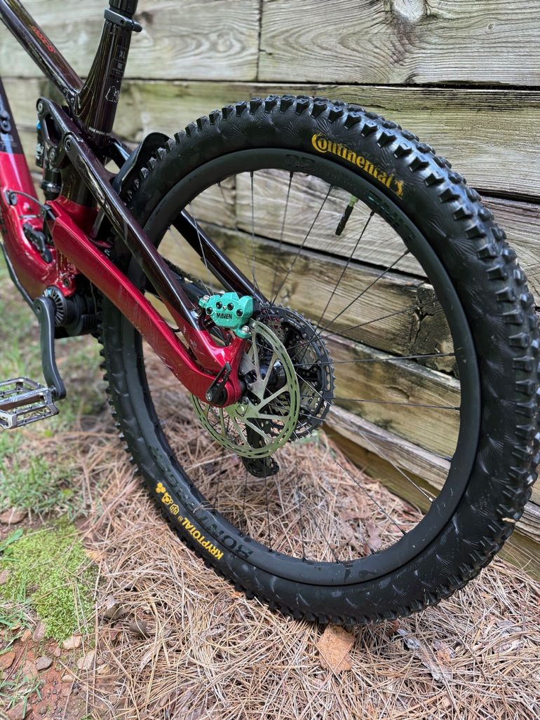 Used Trek Slash+ 9.7 SLX/XT 2025 2025 Mountainbike, Red — image 5 of 10