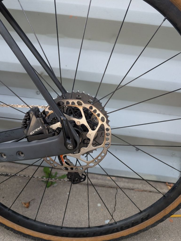 Used Trek Domane+ HP 2022 2022 Road & Gravel, Black — image 13 of 14