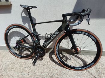 Used Lightcarbon Custom SRAM Force eTap AXS 2026 Road & Gravel