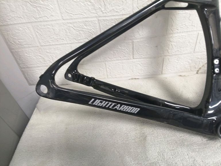 Used Lightcarbon Custom SRAM Force eTap AXS 2026 Road & Gravel, Black — image 9 of 11
