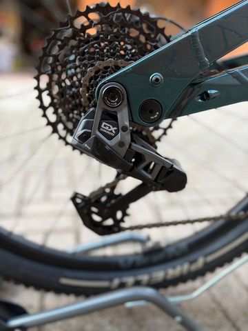 Tweedehands Bianchi E-Vertic Sram Eagle Transmission GX 2025 Mountainbike — afbeelding 2 van 20