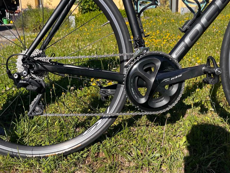 Used Focus IZALCO RACE 6.9 2020 2020 Road & Gravel, Black — image 2 of 9