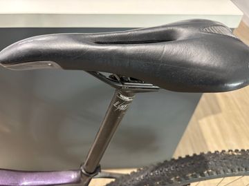 Použité Lapierre Prorace CF 8.9 2023 2023 Mountainbike — obrázek 5 z 19