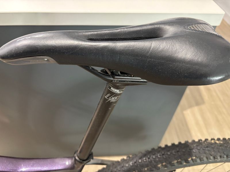 Použité Lapierre Prorace CF 8.9 2023 2023 Mountainbike — obrázek 5 z 19