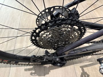 Použité Lapierre Prorace CF 8.9 2023 2023 Mountainbike — obrázek 2 z 19