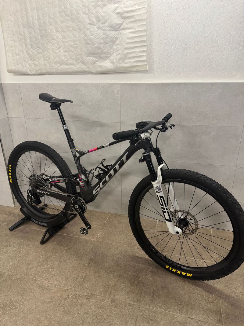 Used Scott Spark RC World Cup EVO 2025 2025 MTB
