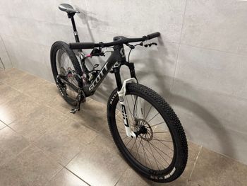 Used Scott Spark RC World Cup EVO 2025 2025 Mountainbike, Black, 29 — image 3 of 7