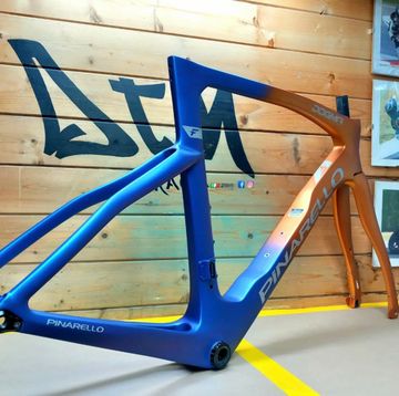 Used Pinarello DOGMA F DURA ACE Di2 Disc 2023 Frameset 2023 Road & Gravel