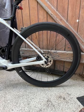Used Lapierre Xelius Shimano 105 2022 Road & Gravel, White — image 4 of 6